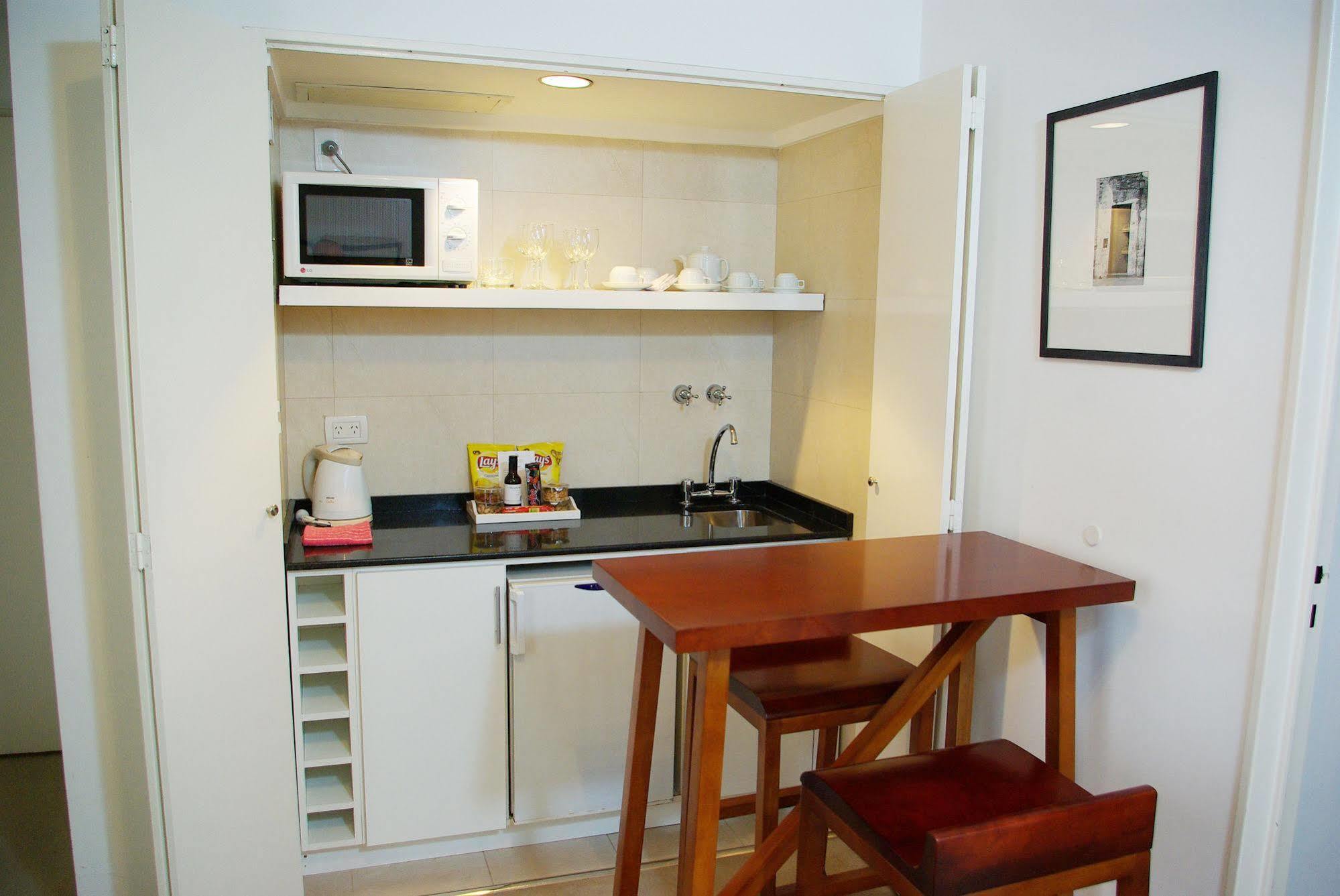 Loi Suites Arenales Buenos Aires Zewnętrze zdjęcie