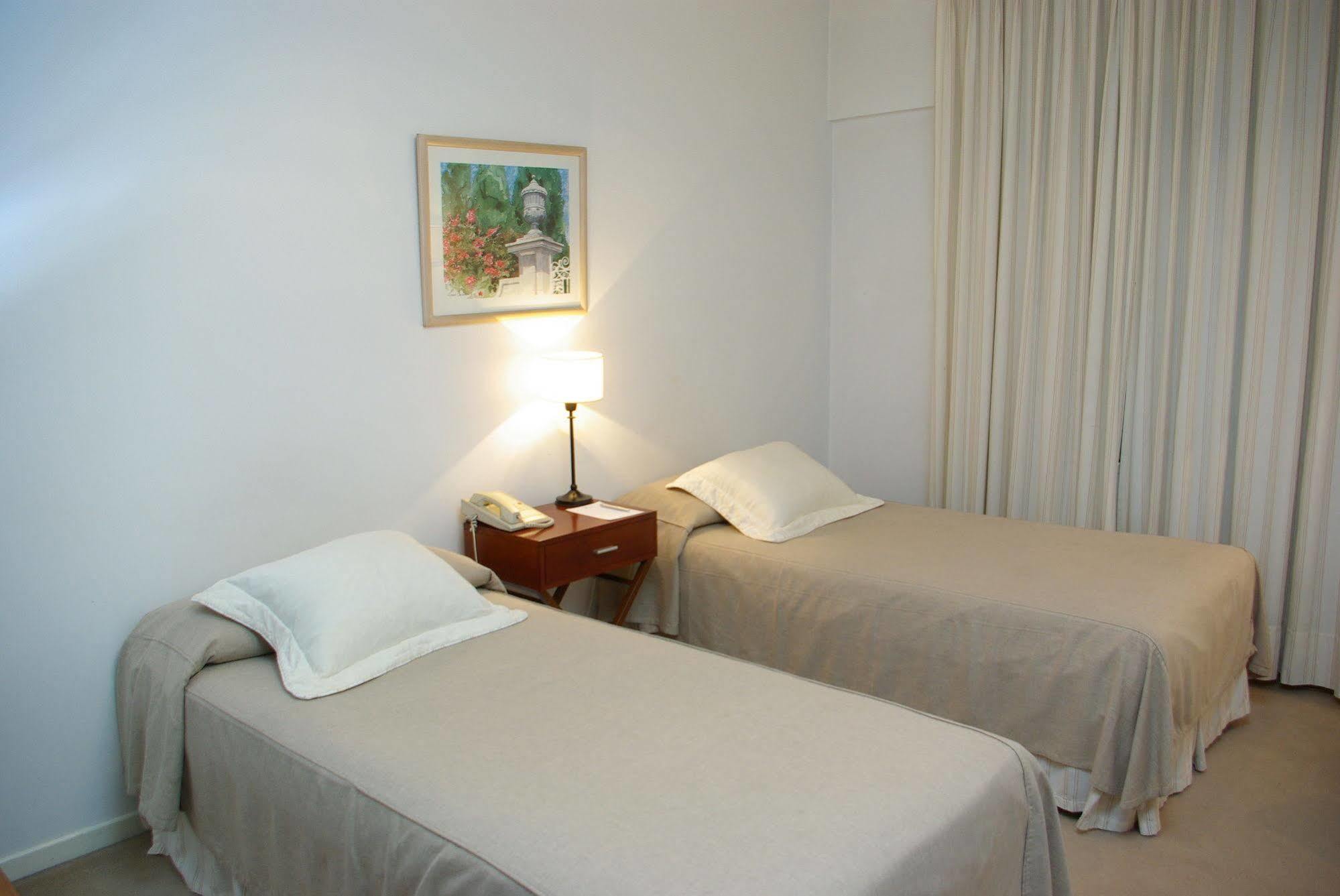 Loi Suites Arenales Buenos Aires Zewnętrze zdjęcie
