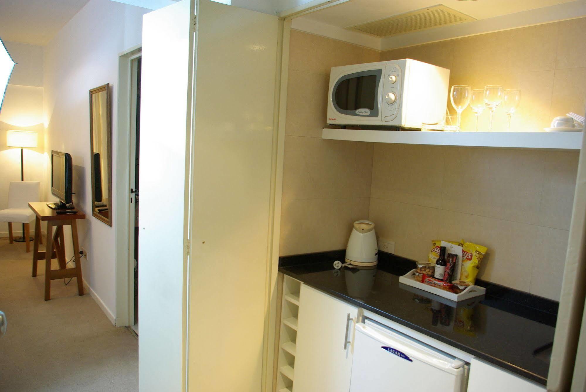 Loi Suites Arenales Buenos Aires Zewnętrze zdjęcie